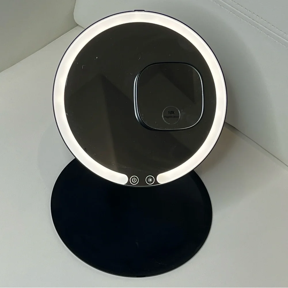 Glo Tech 7” Foldable Travel LED Mirror NWOT